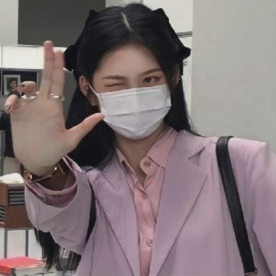 巩俐30年前旧照曝光 清纯甜美气质出众